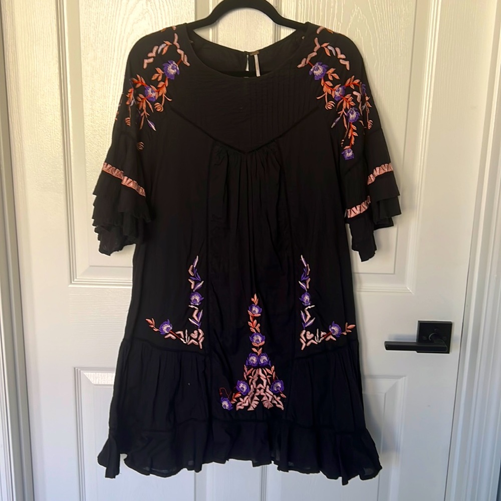 Free people tunic / mini dress. Size M